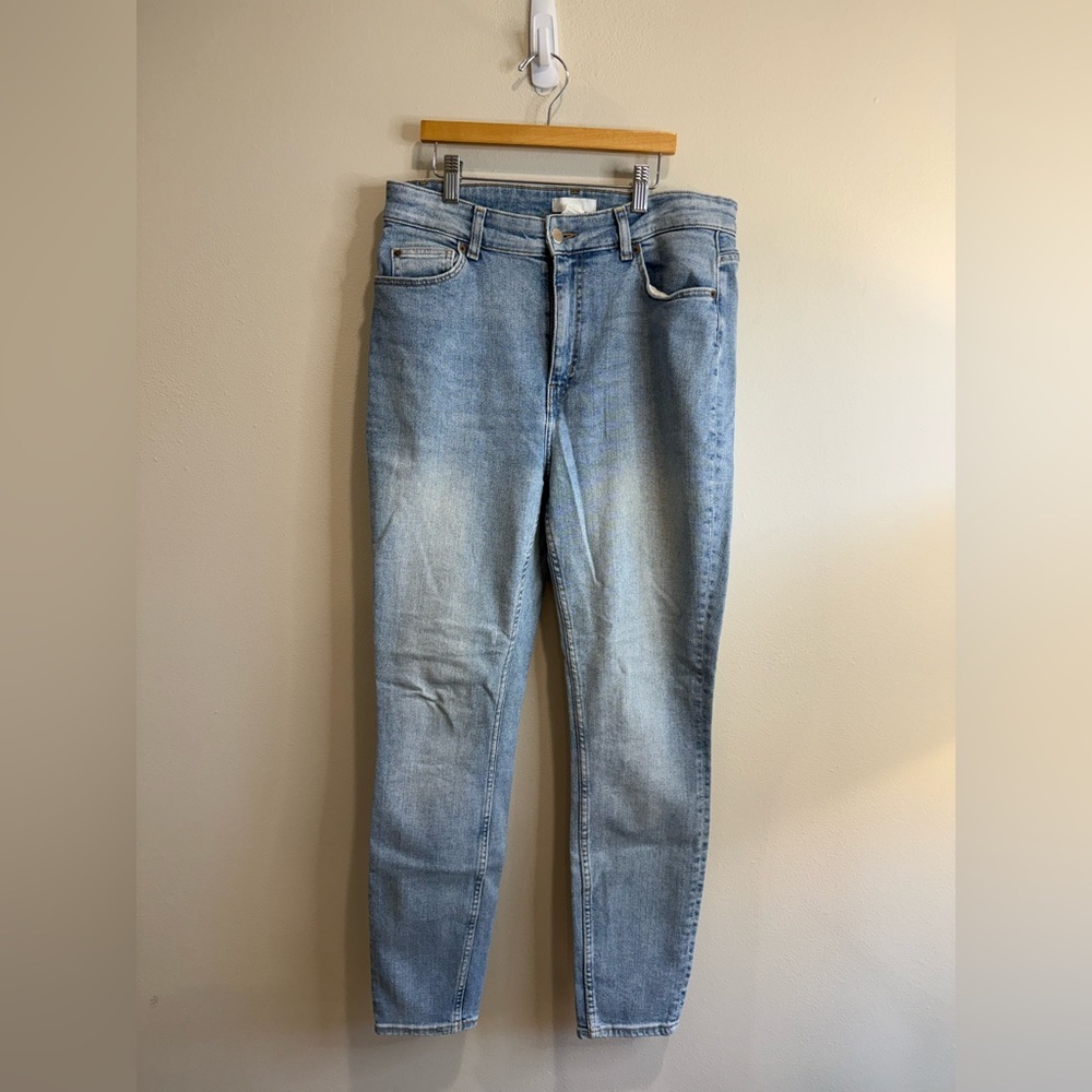 H&M Light Blue Skinny Jeans - Faded Wash
